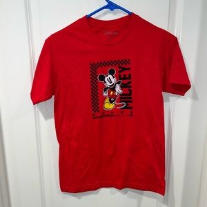 Disney Mickey Mouse since 1928 Disneyland youth red Graphic T-Shirt Tee Size XL